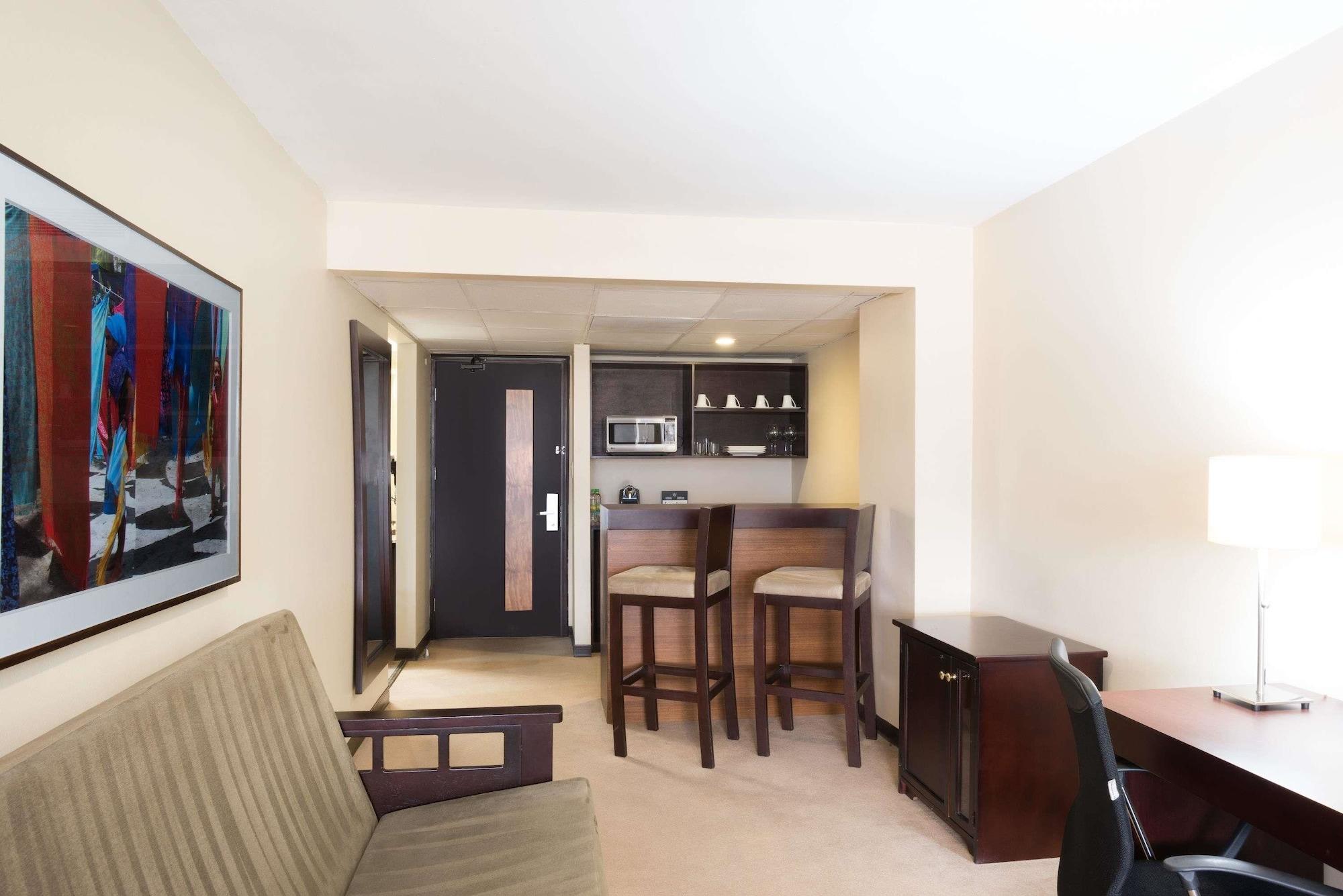 Tryp By Wyndham San Jose Sabana Hotel Exterior photo