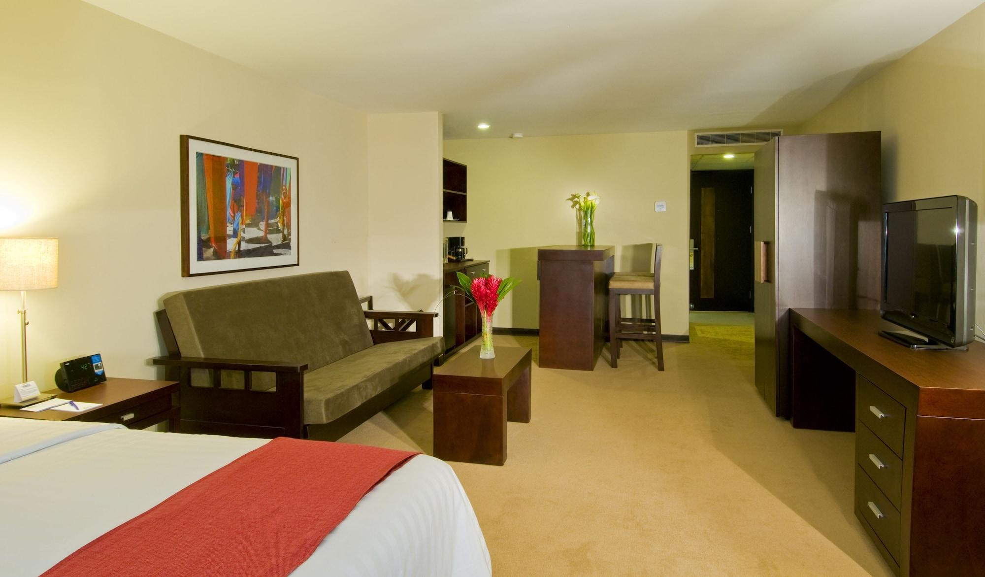 Tryp By Wyndham San Jose Sabana Hotel Room photo