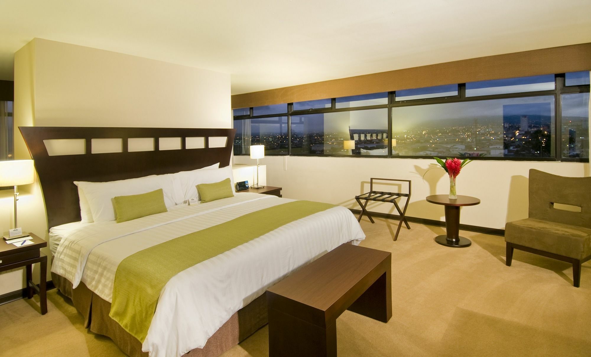 Tryp By Wyndham San Jose Sabana Hotel Exterior photo